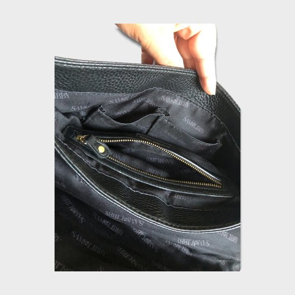 Sam & Libby Black Bow Accent Clutch pebble texture - Picture 8 of 10